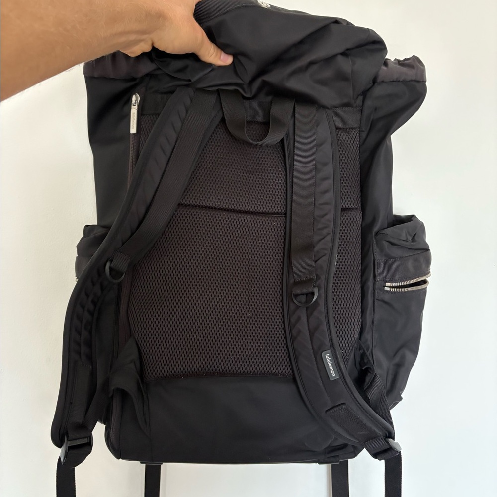 Black Lululemon Backpack
